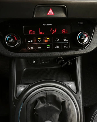 Kia Sportage cena 45899 przebieg: 207000, rok produkcji 2011 z Lębork małe 667